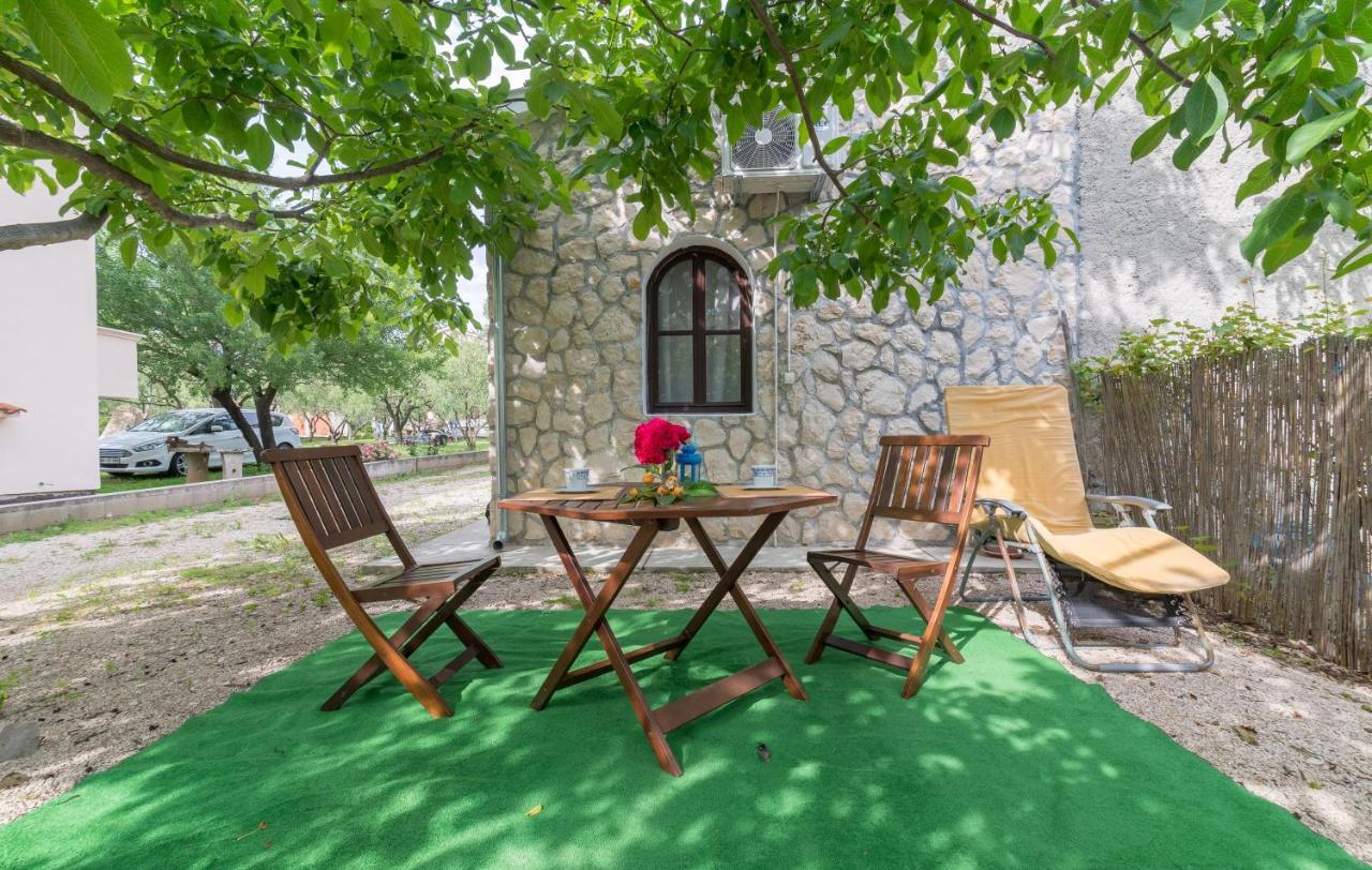 Apartments Bepina Biograd Na Moru Exteriör bild